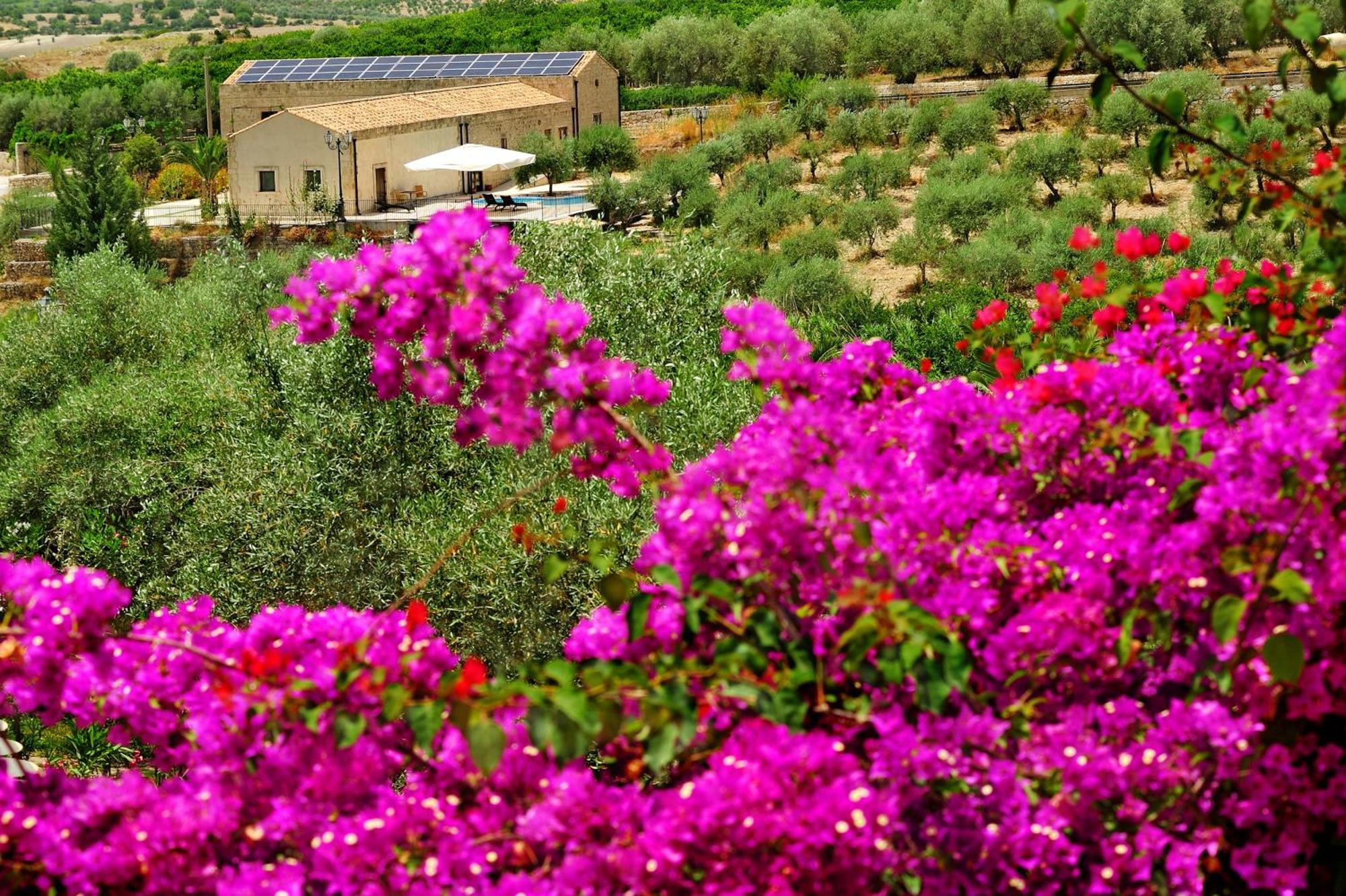 Kallikoros Country Resort & Spa Noto Bagian luar foto
